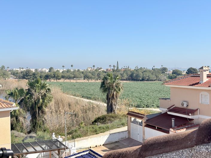 Image No.27-2 Bed Apartment for sale