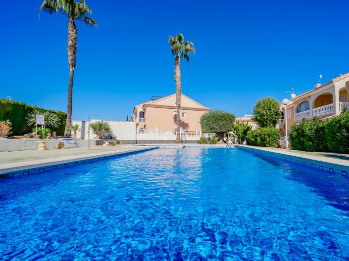 Image No.28-2 Bed Apartment for sale