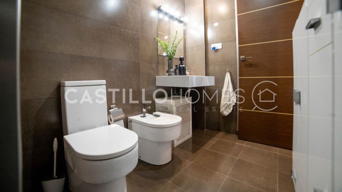 Image No.27-3 Bed Apartment for sale