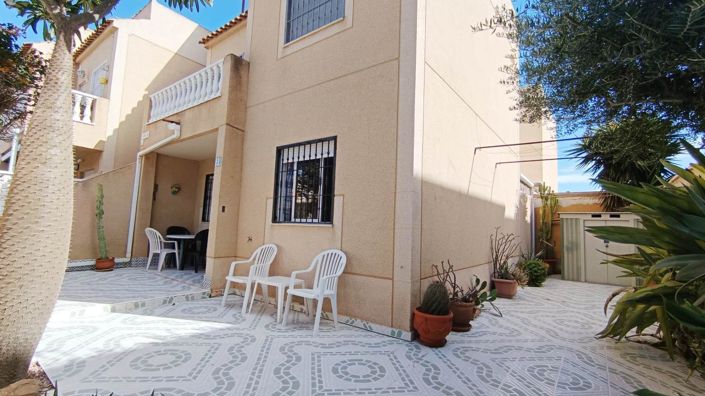 Image No.2-Bungalow de 2 chambres à vendre à Torrevieja