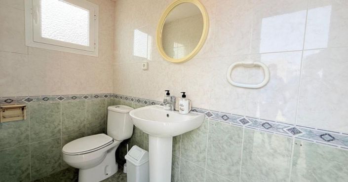 Image No.14-4 Bed Villa for sale