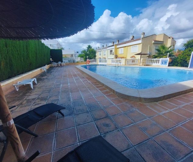 Image No.2-2 Bed Bungalow for sale