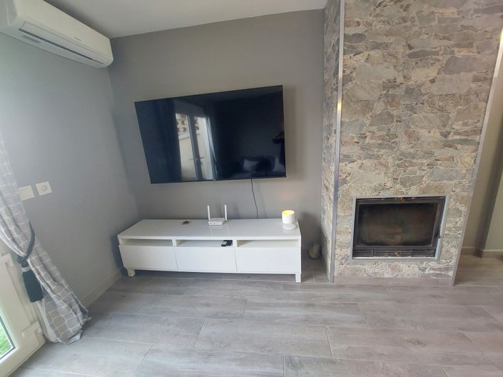 Image No.22-2 Bed Bungalow for sale