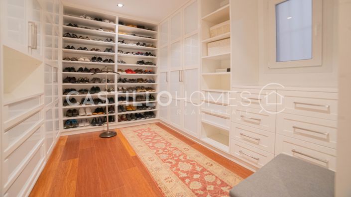 Image No.11-3 Bed Apartment for sale