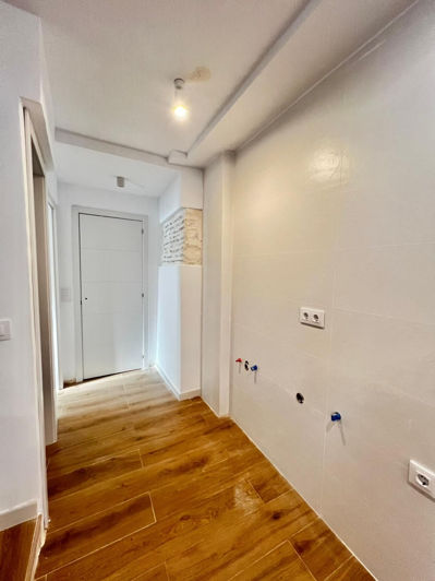 Image No.19-2 Bed Townhouse for sale