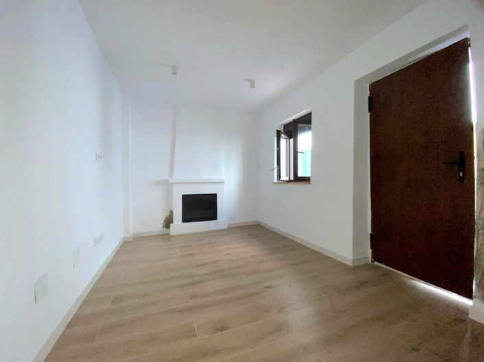 Image No.2-3 Bed Townhouse for sale