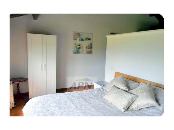 Image No.16-5 Bed Country House for sale