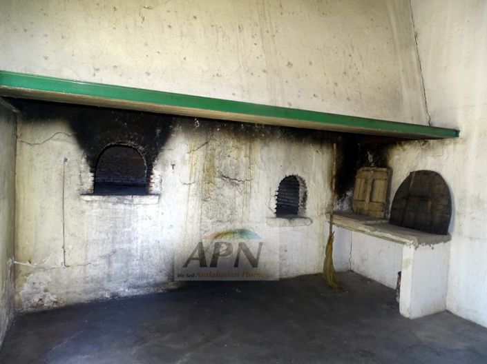 Image No.24-5 Bed Country House for sale