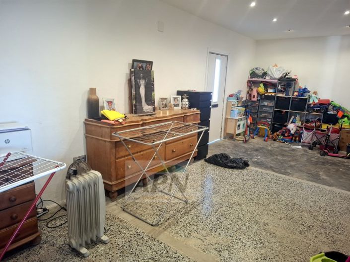 Image No.27-5 Bed Country House for sale