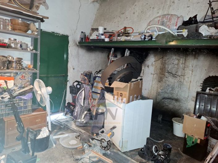 Image No.48-5 Bed Country House for sale