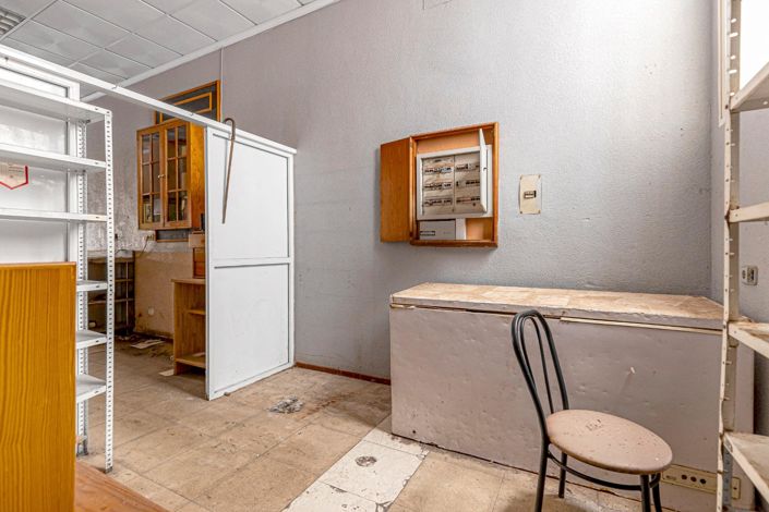 Image No.15-Commercial for sale