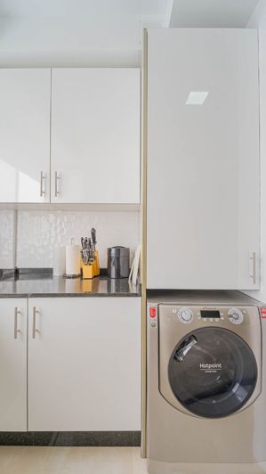 Image No.23-3 Bed Apartment for sale