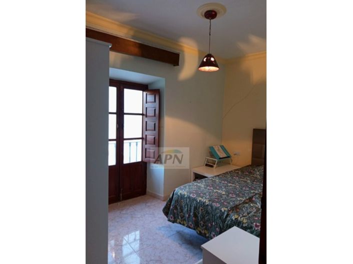 Image No.17-3 Bed Townhouse for sale