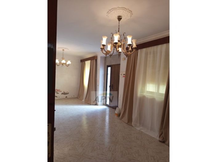 Image No.20-3 Bed Townhouse for sale