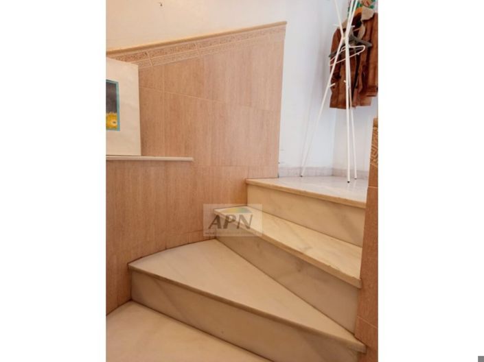 Image No.22-3 Bed Townhouse for sale