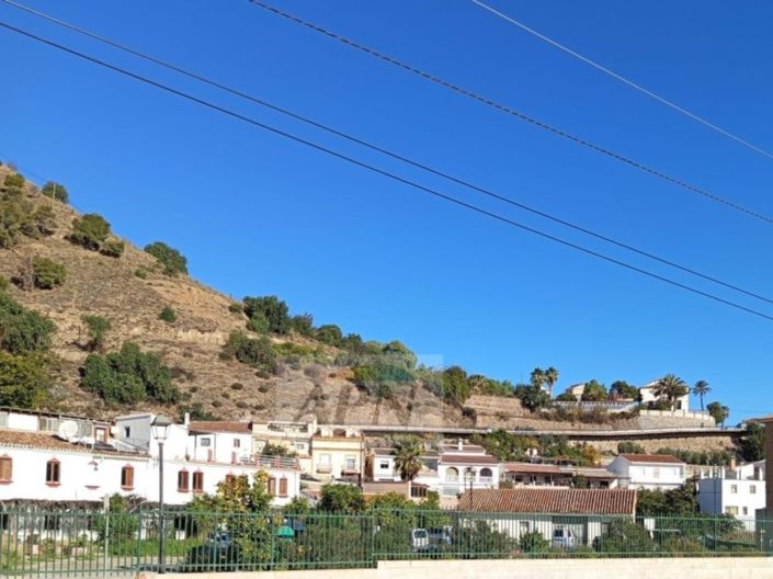 Image No.23-3 Bed Townhouse for sale