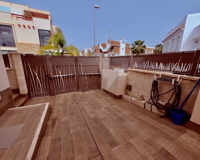 Image No.25-3 Bed Villa for sale