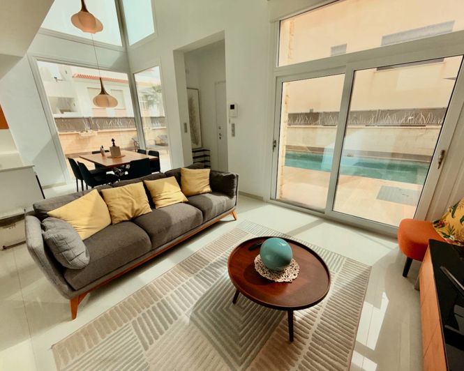 Image No.3-3 Bed Villa for sale