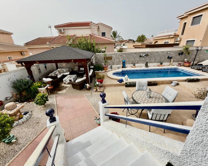 Image No.2-3 Bed Villa for sale