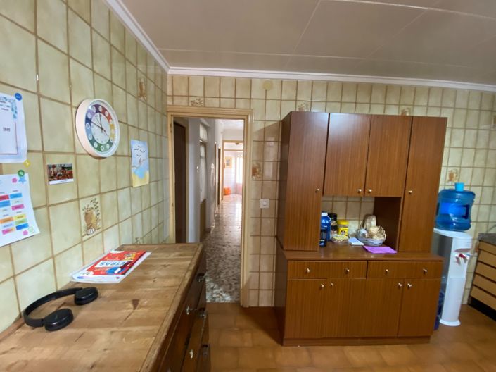 Image No.23-4 Bed Apartment for sale