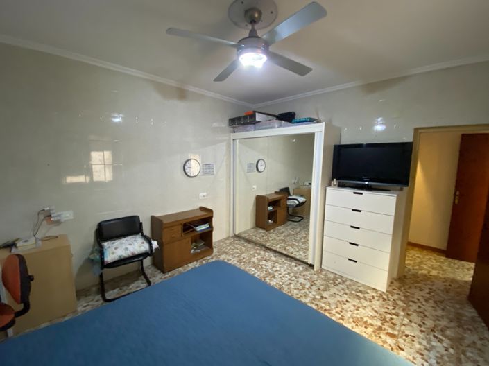 Image No.28-4 Bed Apartment for sale