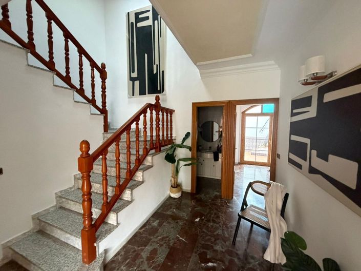 Image No.39-4 Bed Townhouse for sale