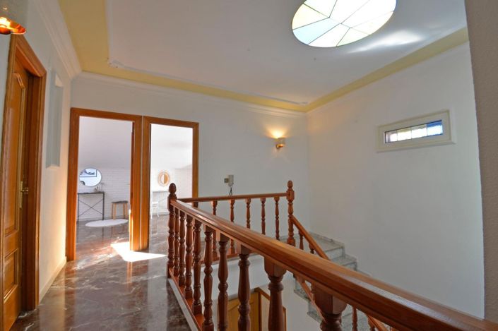 Image No.43-4 Bed Townhouse for sale