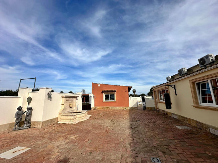 Image No.7-6 Bed Finca for sale