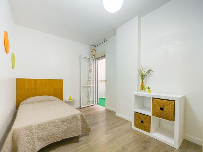 Image No.15-3 Bed Apartment for sale