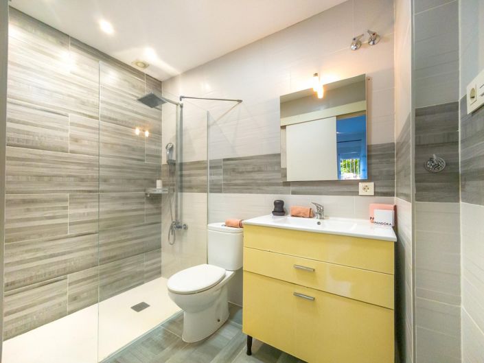 Image No.8-3 Bed Apartment for sale