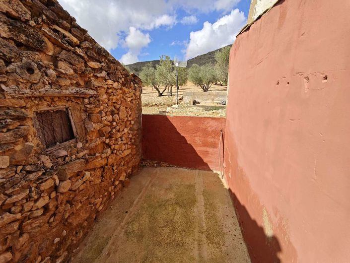 Image No.30-4 Bed Villa for sale