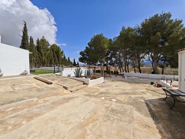 Image No.31-4 Bed Villa for sale