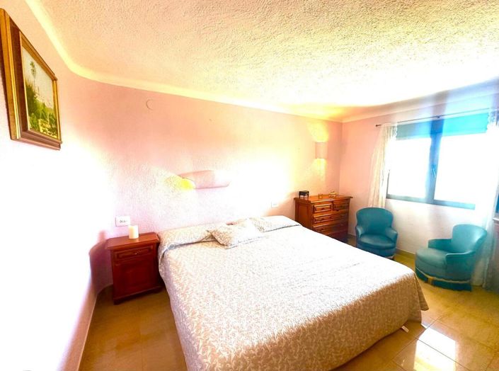 Image No.22-4 Bed Penthouse for sale