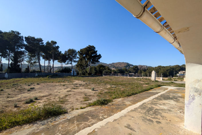 Image No.15-Villa for sale