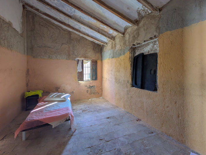 Image No.29-Villa for sale