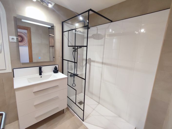 Image No.26-2 Bed Apartment for sale