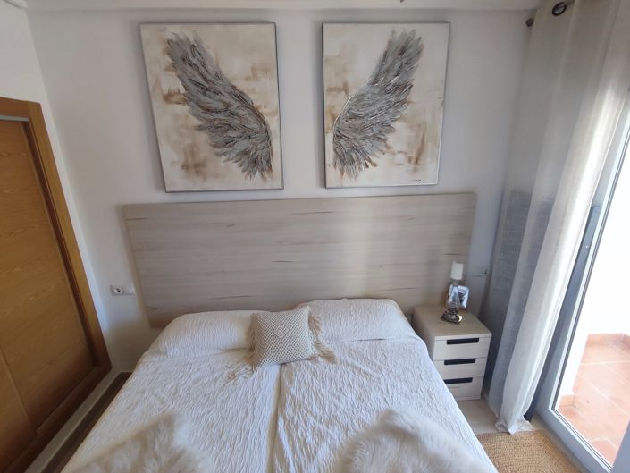 Image No.28-2 Bed Apartment for sale