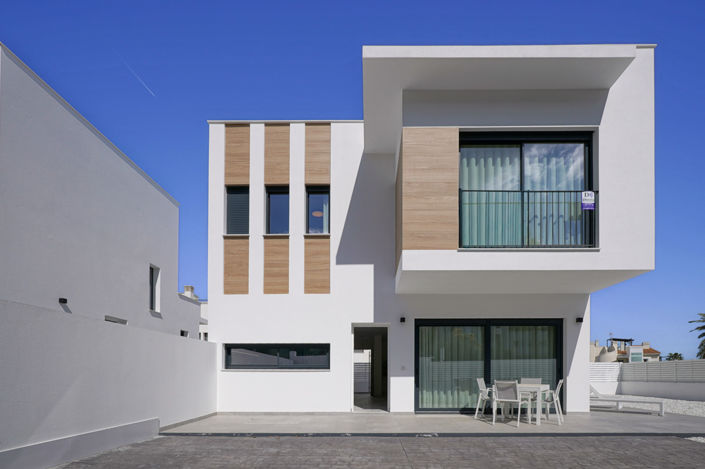 Image No.9-3 Bed Villa for sale