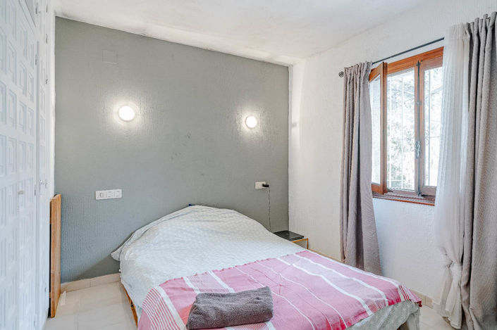 Image No.25-2 Bed Villa for sale