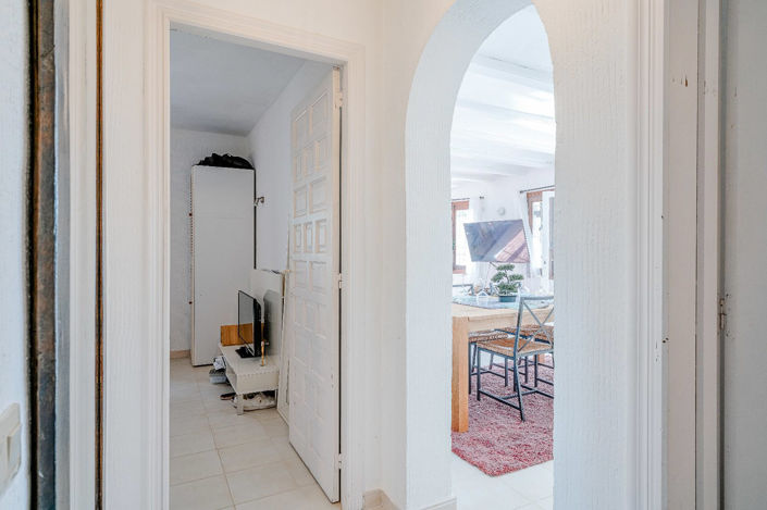 Image No.27-2 Bed Villa for sale