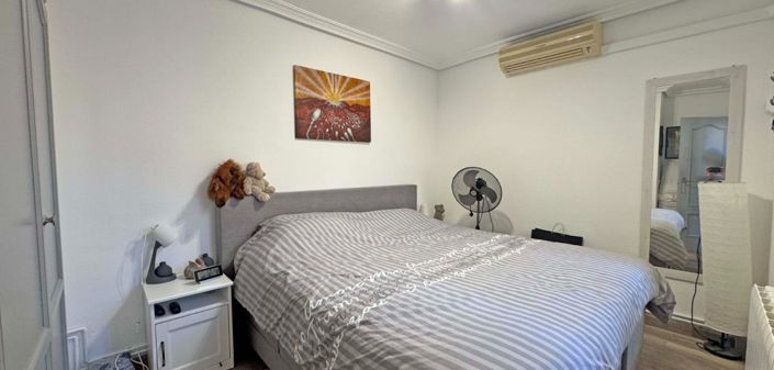 Image No.22-2 Bed Townhouse for sale