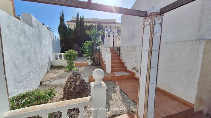 Image No.3-3 Bed Villa for sale