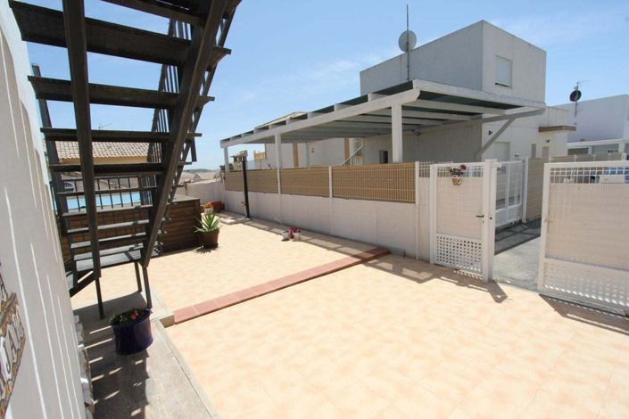 Image No.8-3 Bed Villa for sale