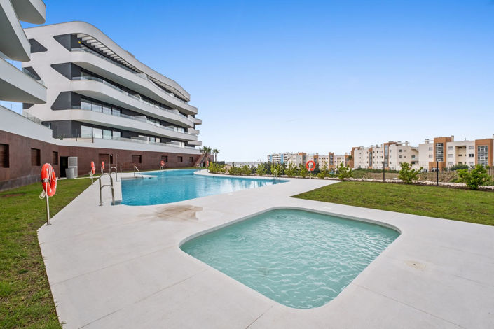 Image No.28-2 Bed Apartment for sale