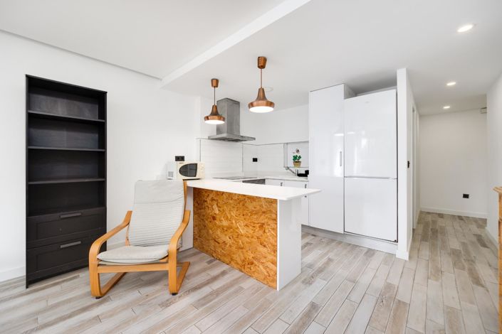 Image No.15-2 Bed Apartment for sale