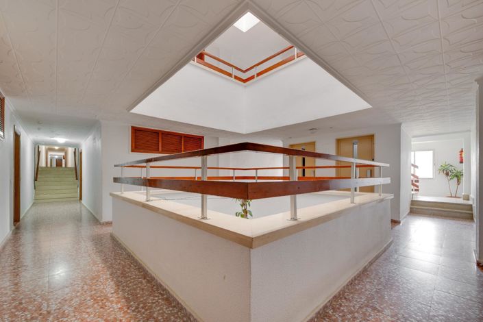 Image No.31-2 Bed Apartment for sale