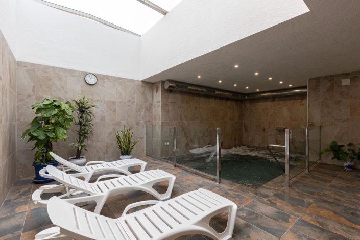 Image No.19-2 Bed Apartment for sale