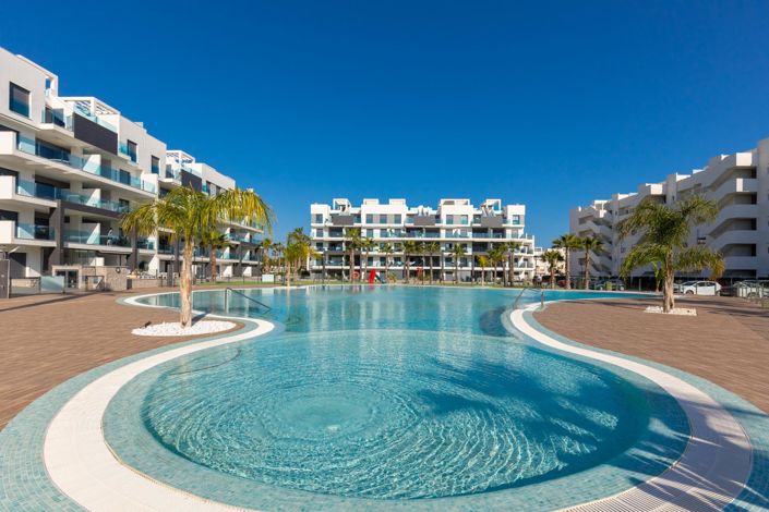 Image No.45-2 Bed Apartment for sale