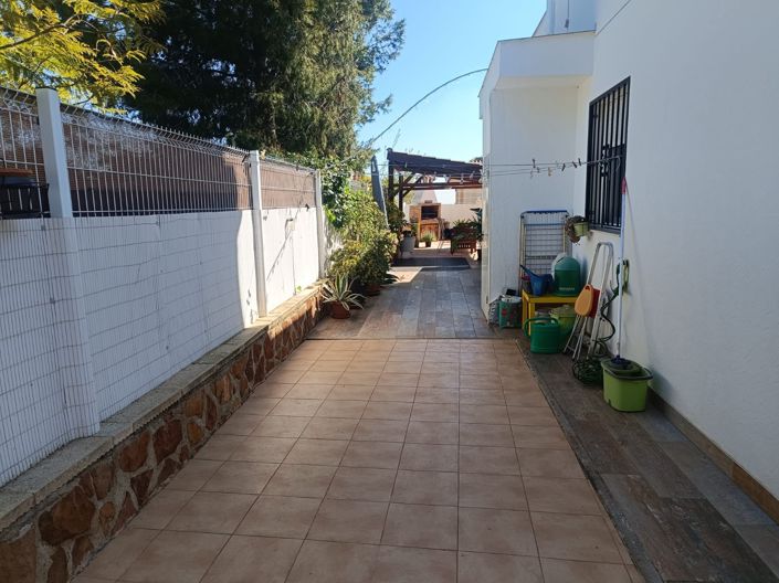 Image No.39-3 Bed Villa for sale