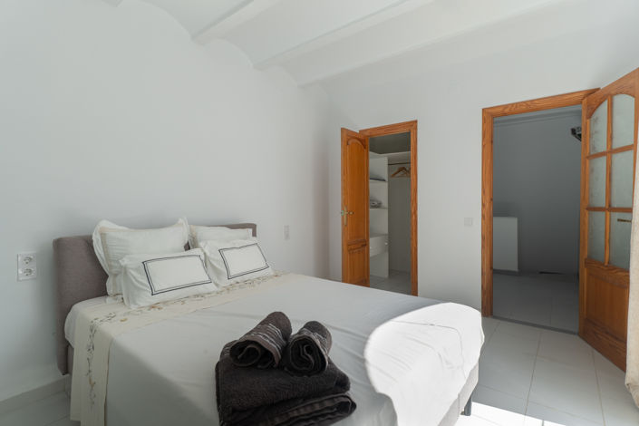 Image No.16-3 Bed Townhouse for sale